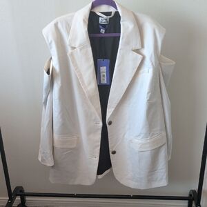 Elegant Cream Blazer for Women